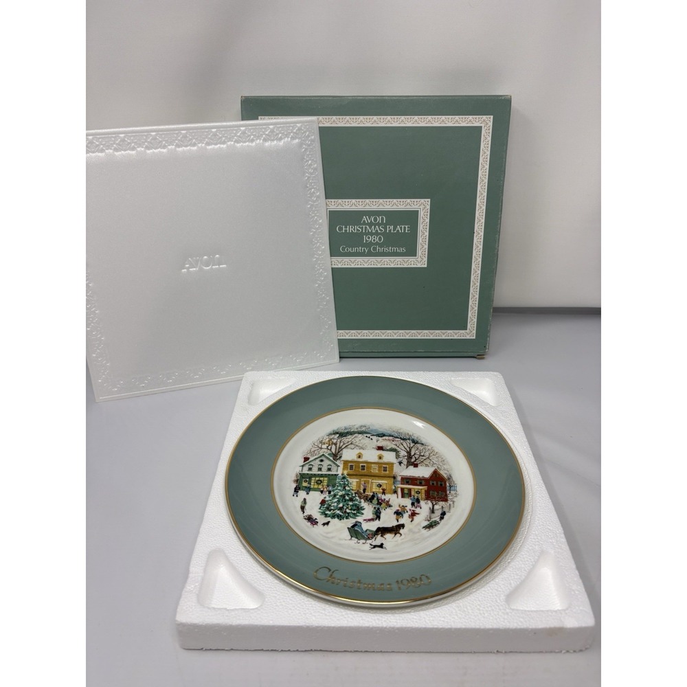 Avon Country Christmas Collector Plate 1980 8th Ed. Original Box Cottage Granny